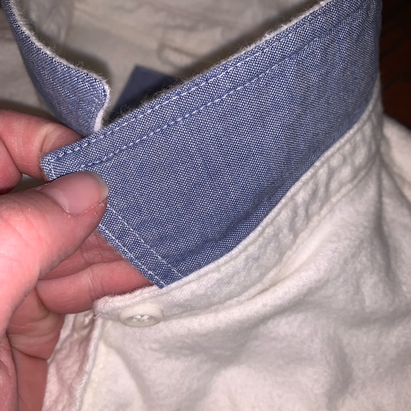 LL Bean White Button-Up Flannel Relaxed Fit Over Shirt Chambray Accents M - Picture 6 of 6
